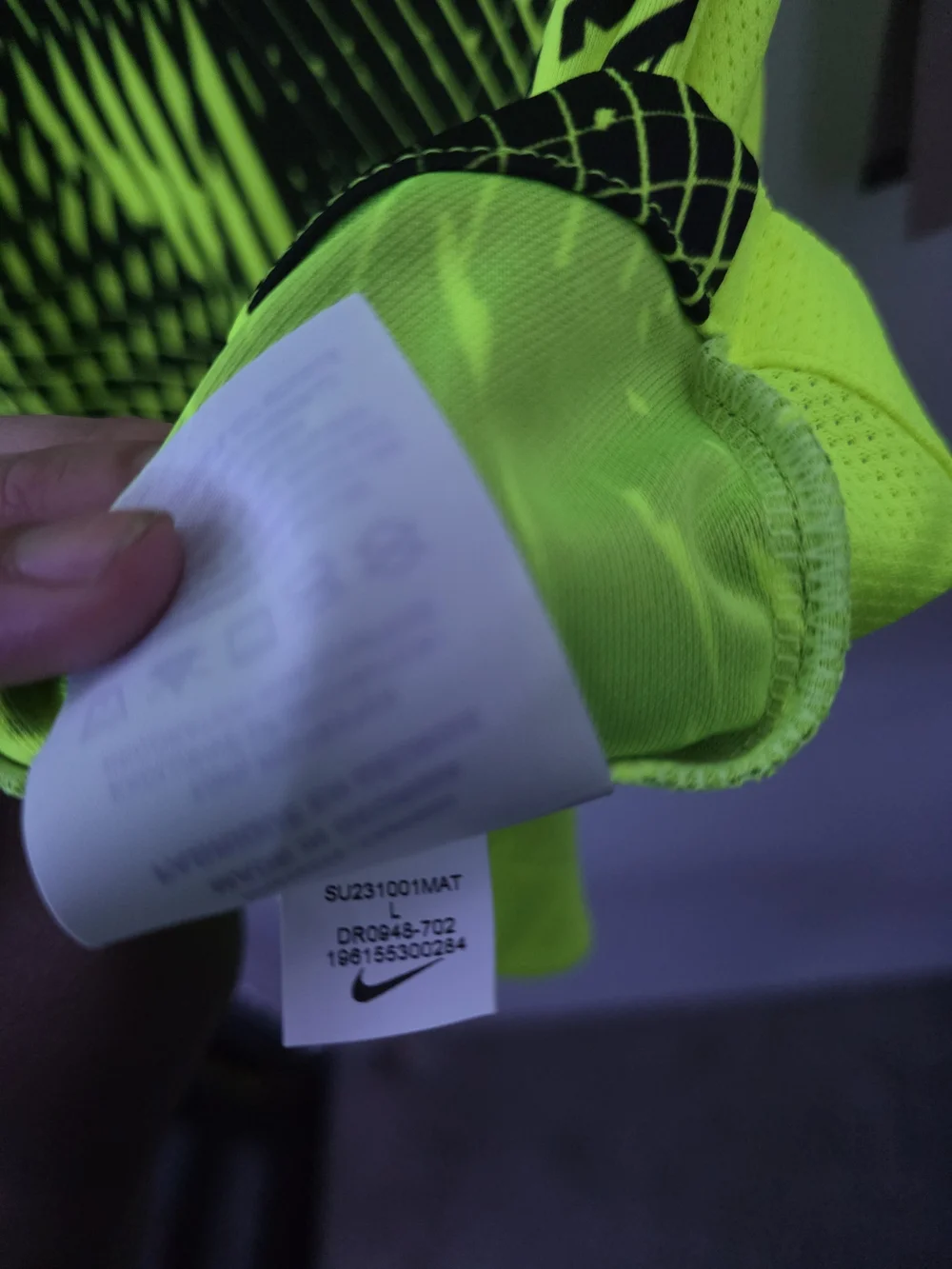 Nike Women’s Neon Yellow and Black Graphic Athletic Jersey